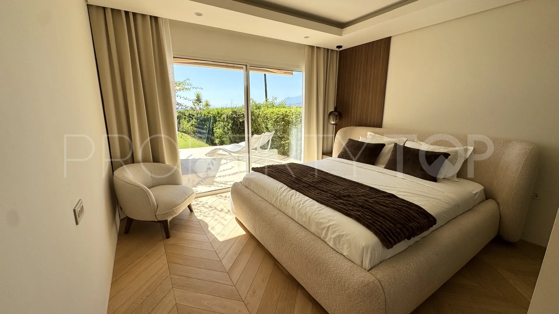 Magna Marbella, apartamento de 3 dormitorios a la venta