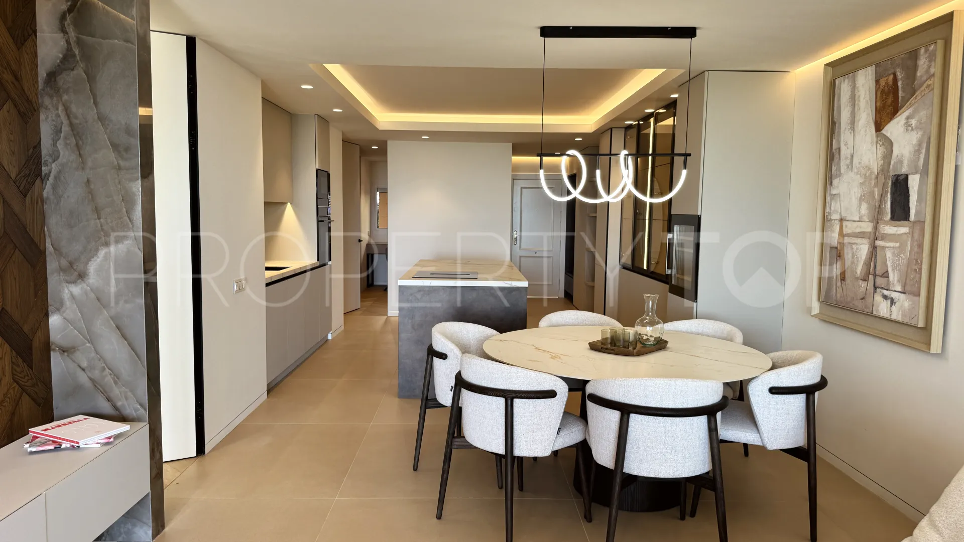 Magna Marbella, apartamento de 3 dormitorios a la venta