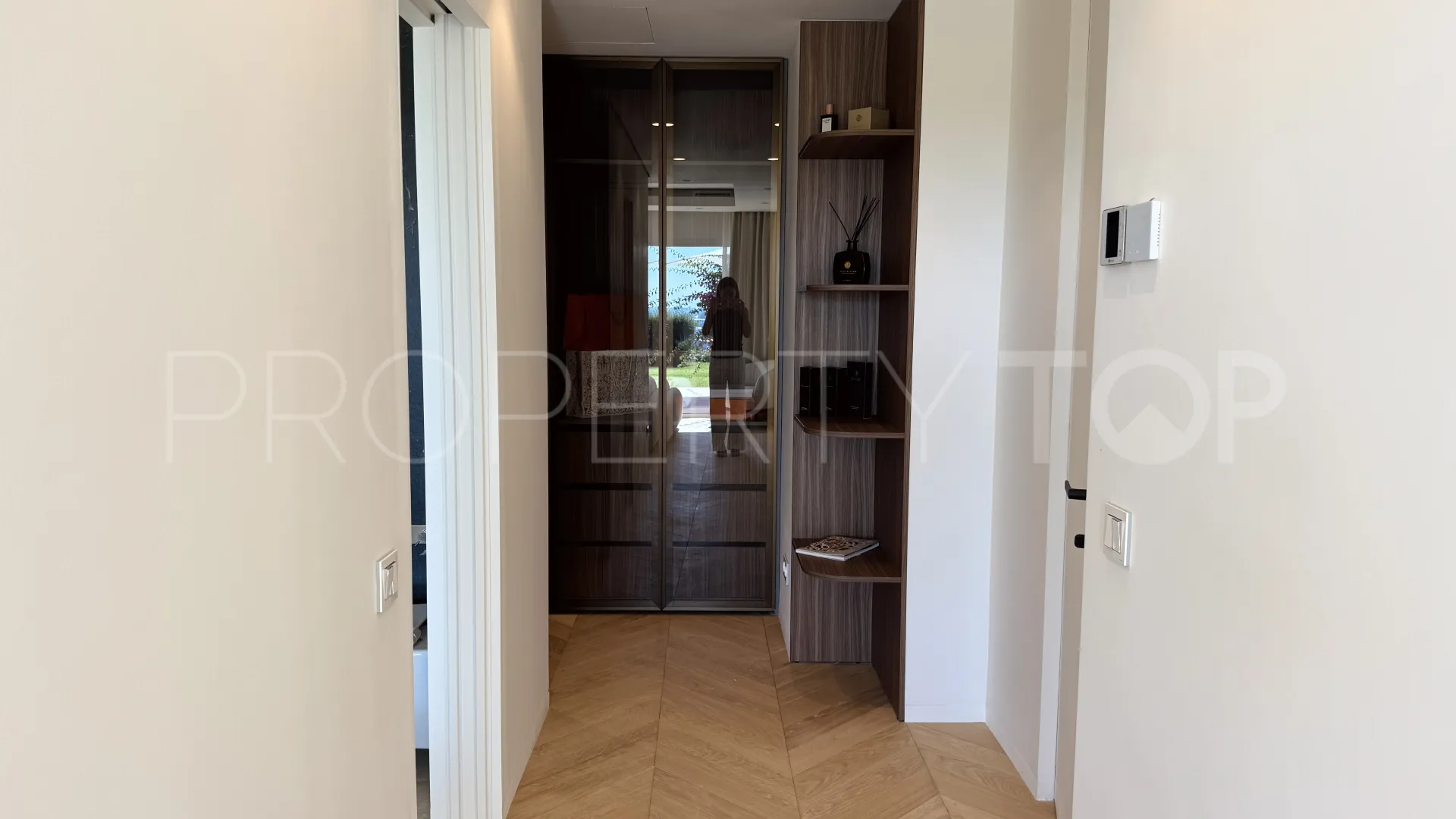 Magna Marbella, apartamento de 3 dormitorios a la venta