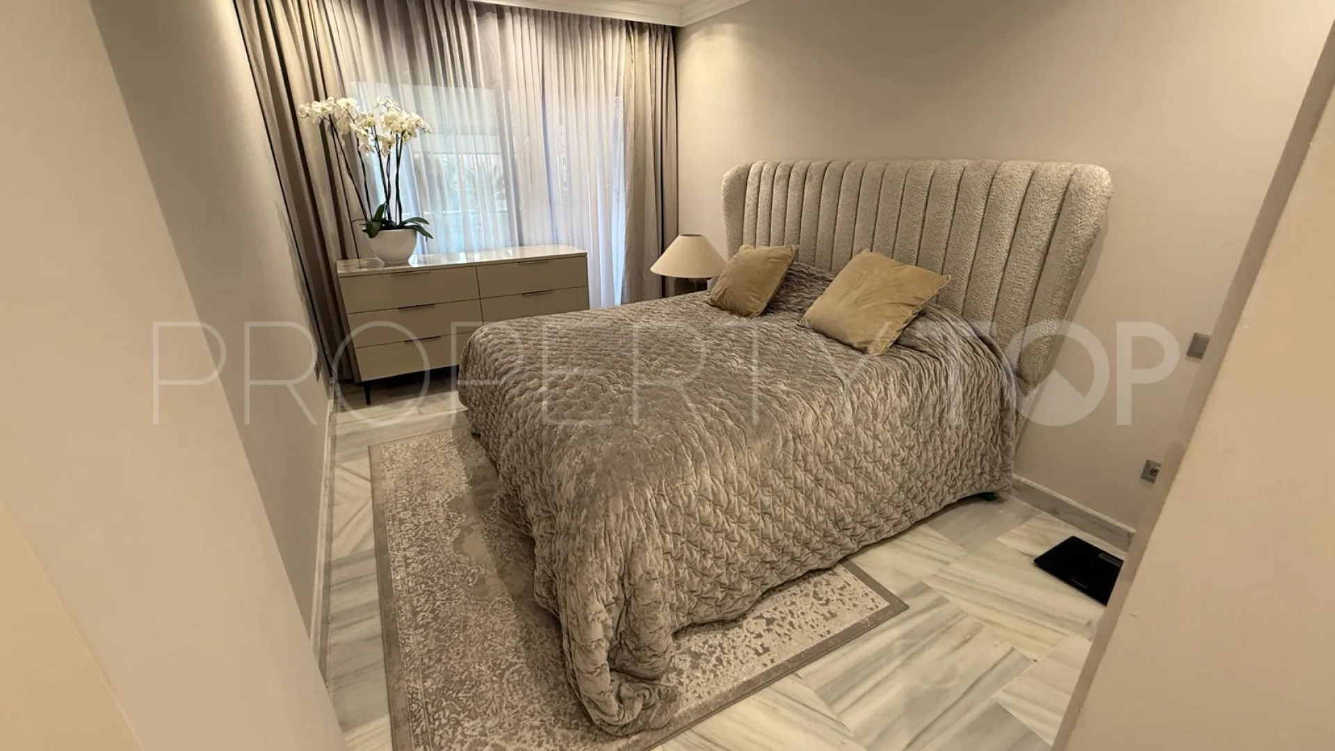1 bedroom Parque Botanico apartment for sale