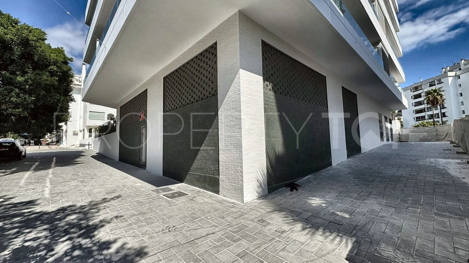 Local comercial a la venta en Guadaiza