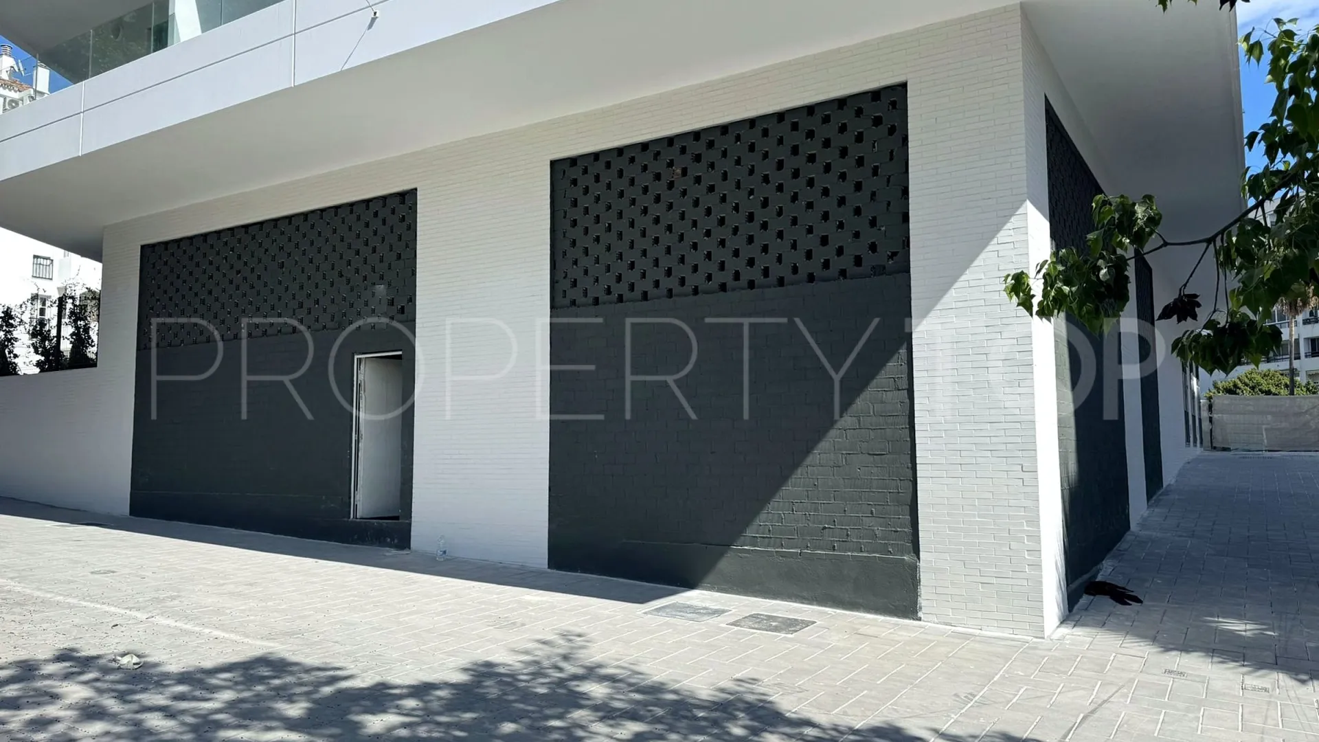 Local comercial a la venta en Guadaiza
