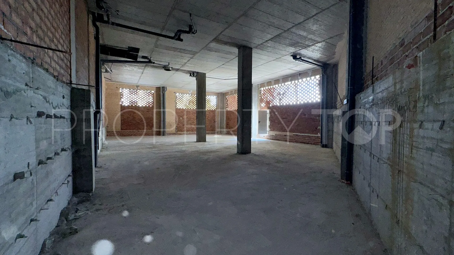 Local comercial a la venta en Guadaiza