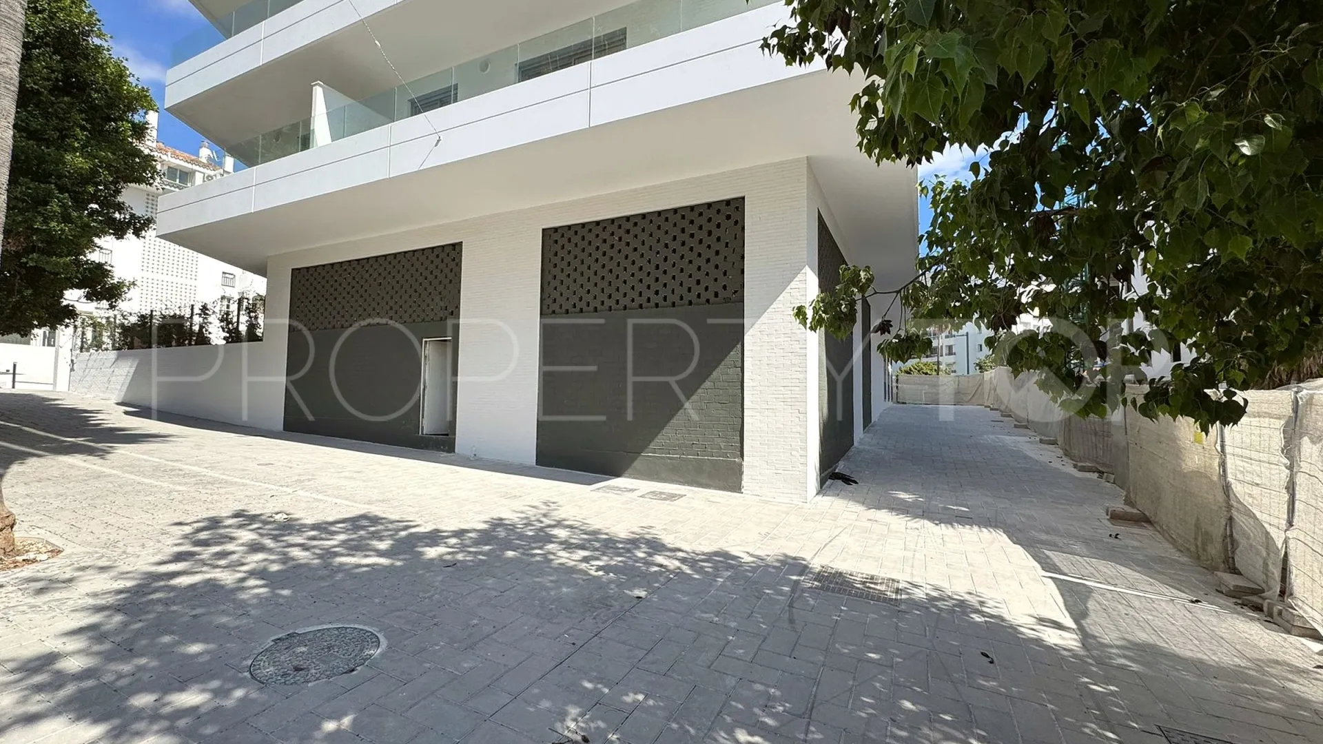 Local comercial a la venta en Guadaiza