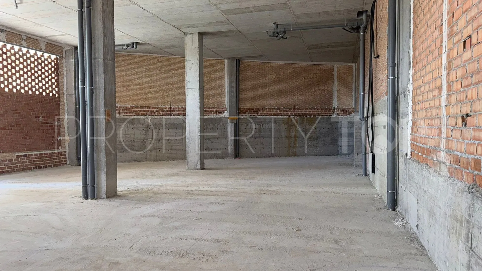 Local comercial a la venta en Guadaiza