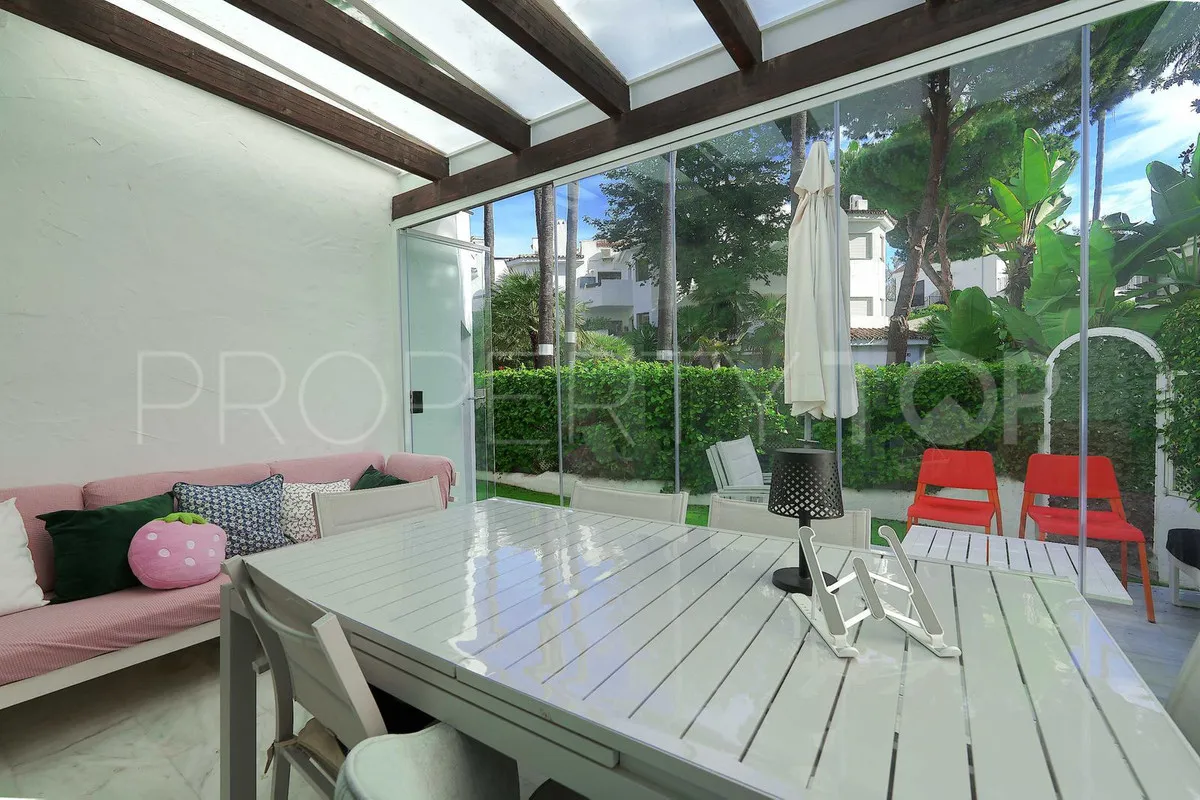Elviria, apartamento planta baja a la venta