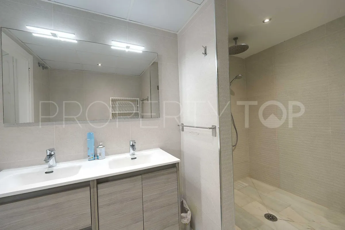 Elviria, apartamento planta baja a la venta