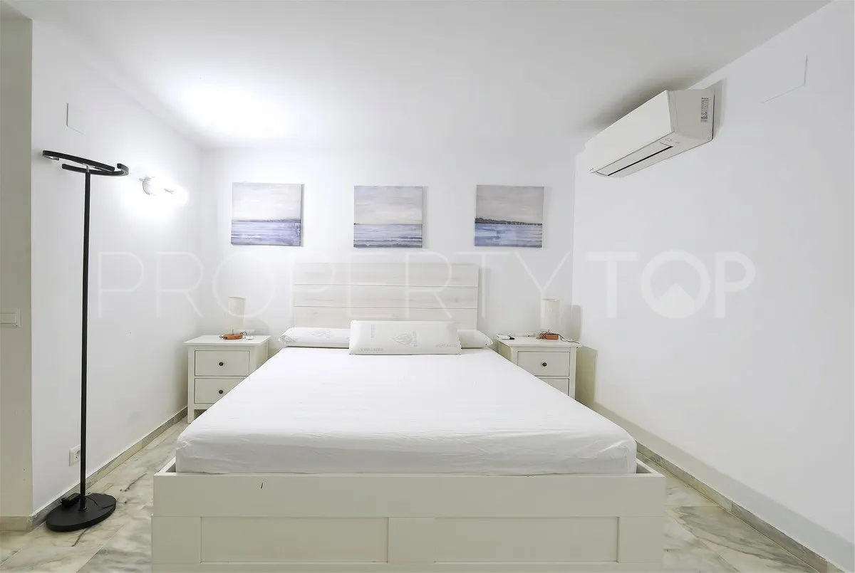 Elviria, apartamento planta baja a la venta