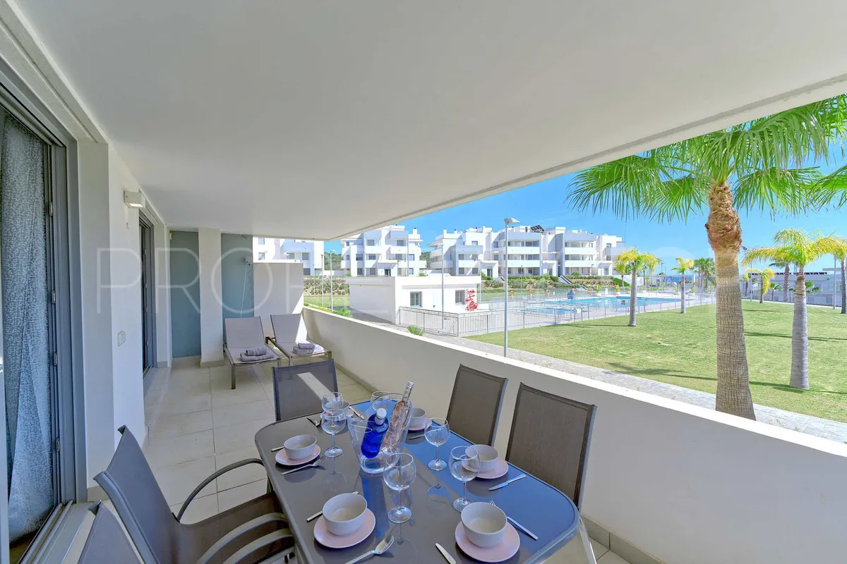 Buy ground floor apartment in Estepona