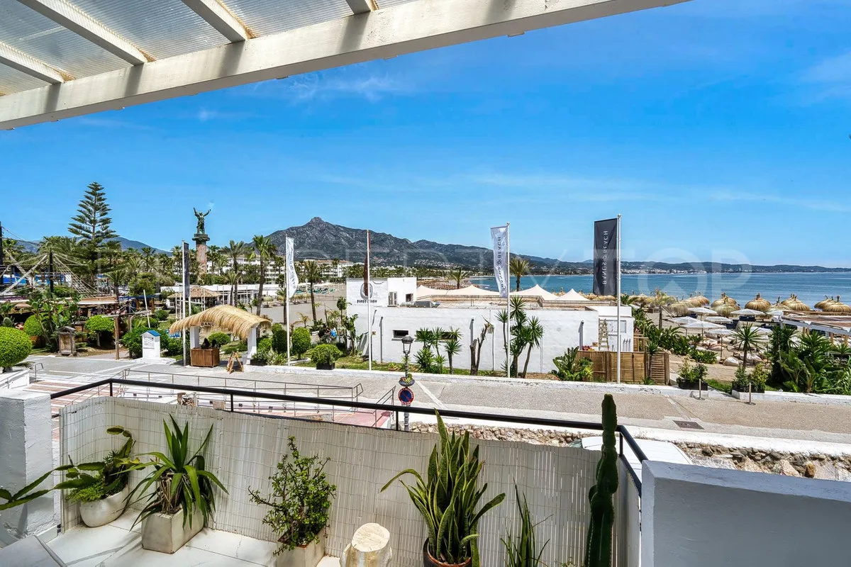 1 bedroom apartment for sale in Marbella - Puerto Banus