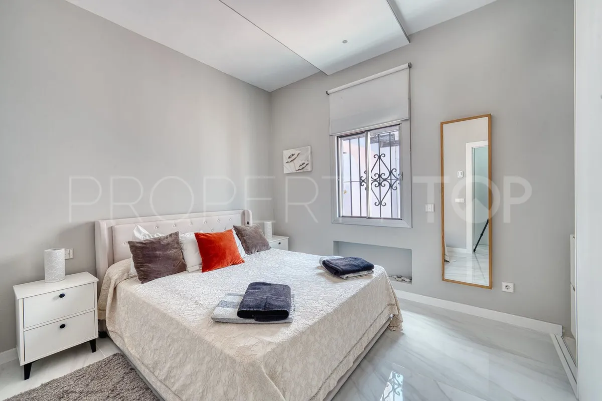 1 bedroom apartment for sale in Marbella - Puerto Banus
