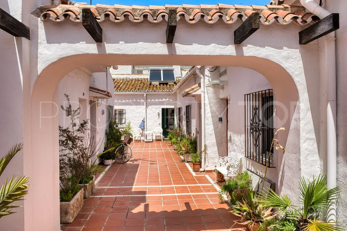 1 bedroom apartment for sale in Marbella - Puerto Banus
