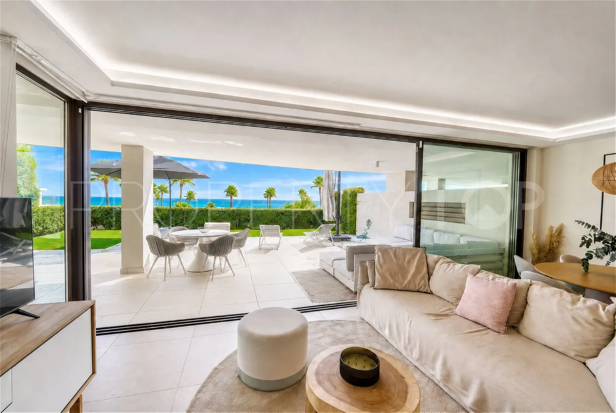 Ground floor apartment for sale in Estepona