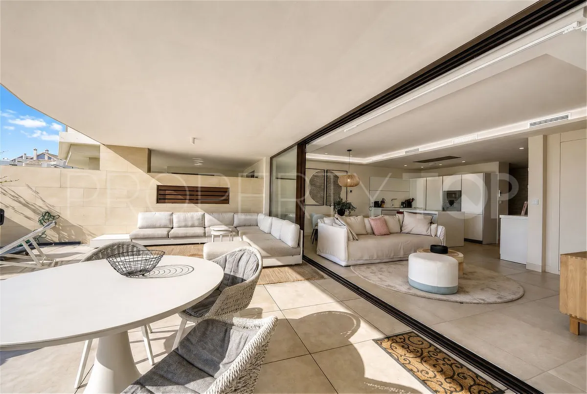 Ground floor apartment for sale in Estepona