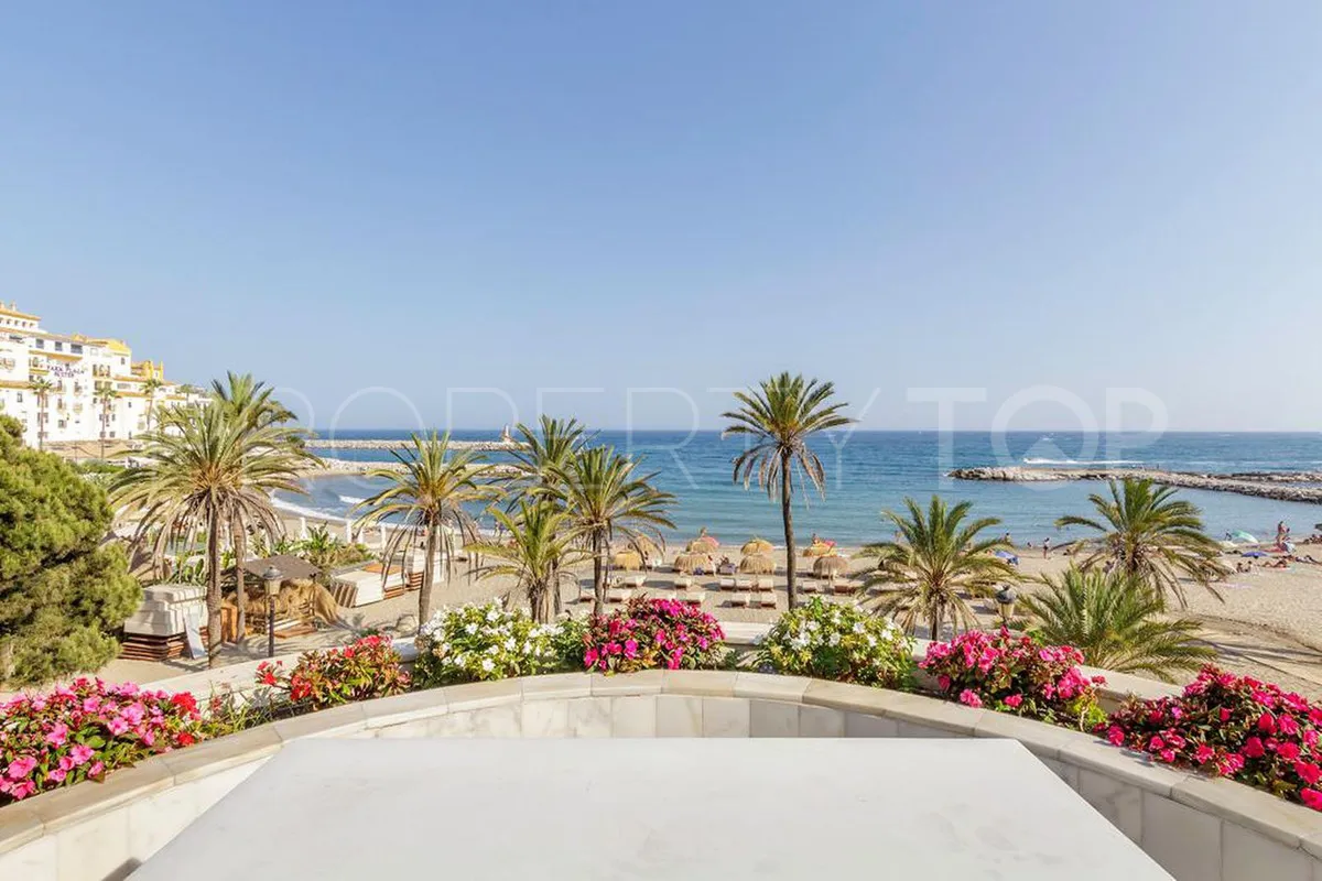 For sale 3 bedrooms apartment in Marbella - Puerto Banus