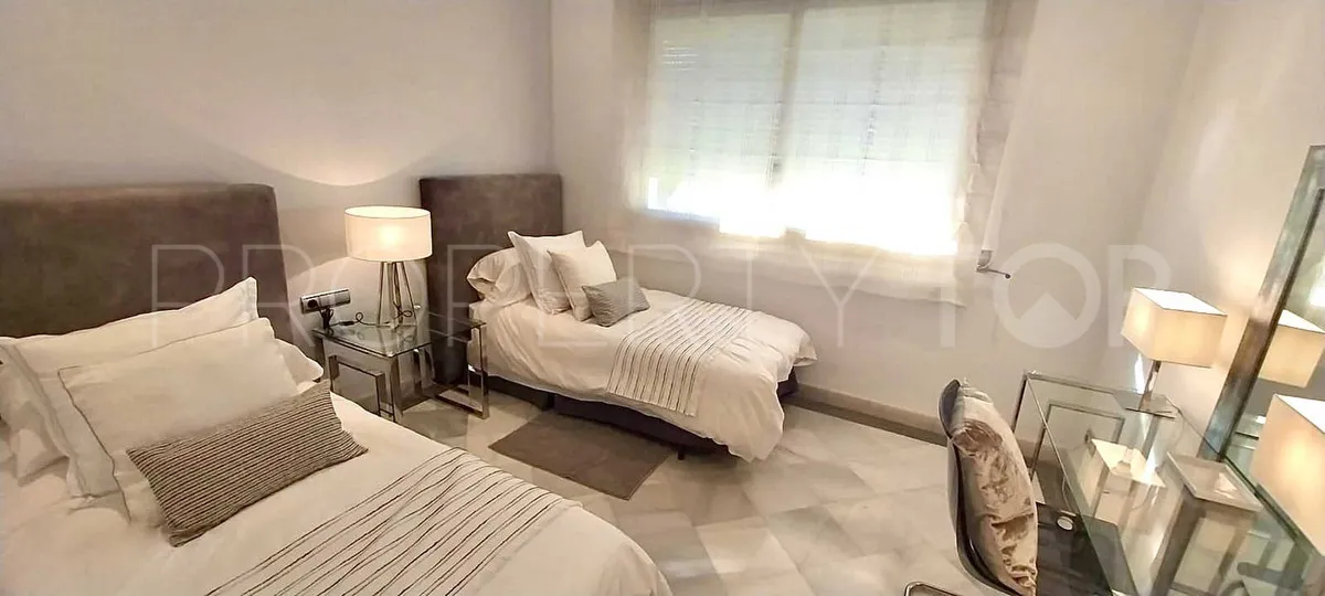 For sale 3 bedrooms apartment in Marbella - Puerto Banus