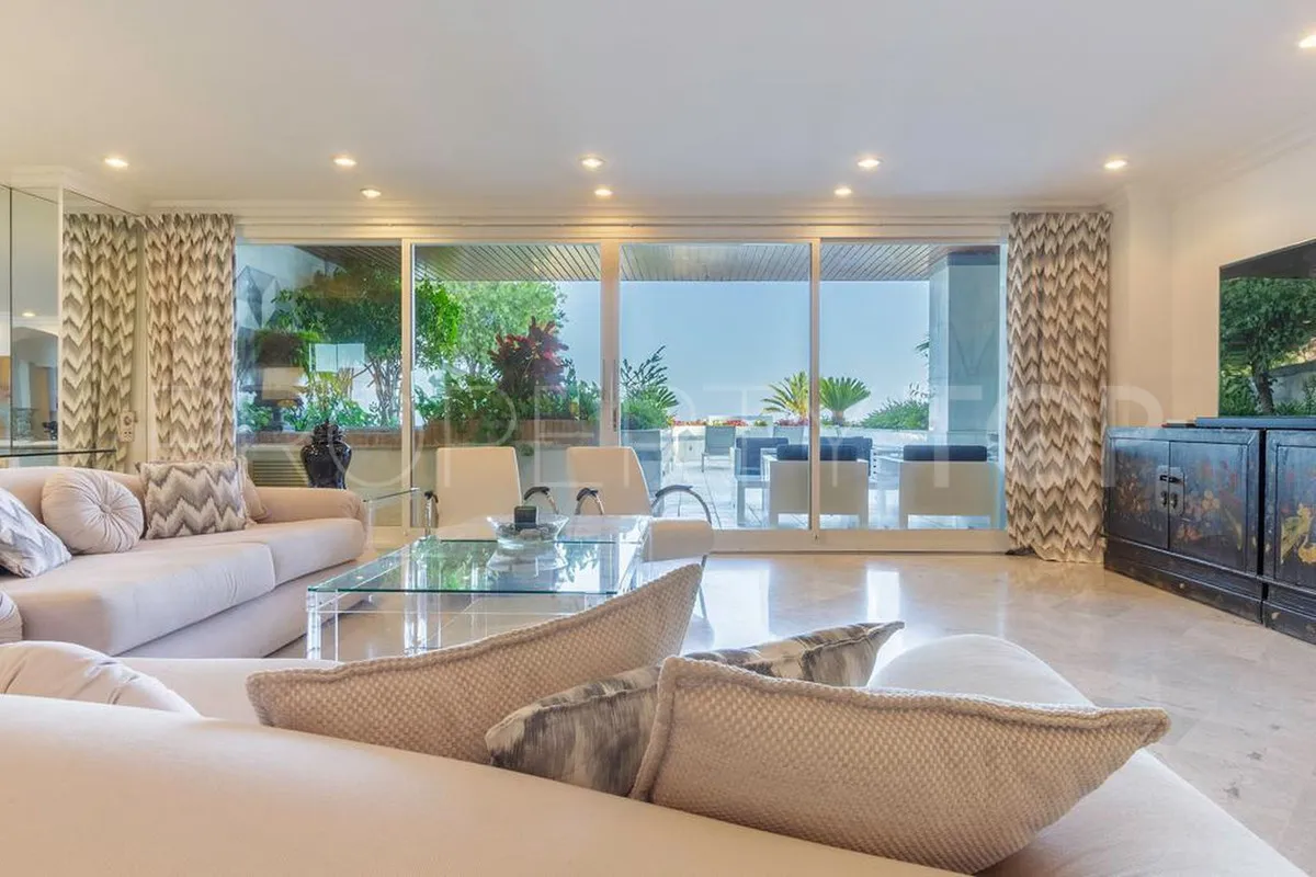 For sale 3 bedrooms apartment in Marbella - Puerto Banus