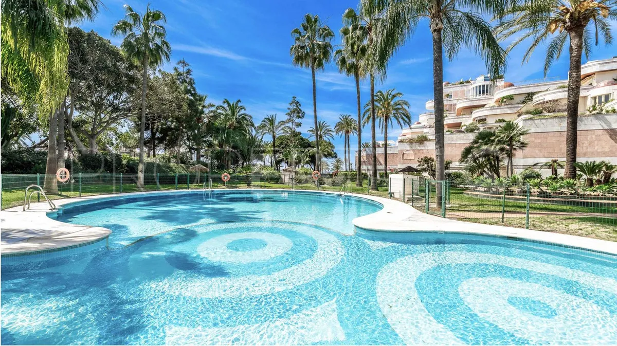 For sale 3 bedrooms apartment in Marbella - Puerto Banus