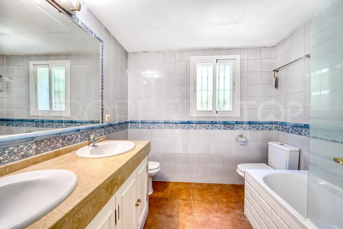 Alcaidesa, villa en venta de 4 dormitorios