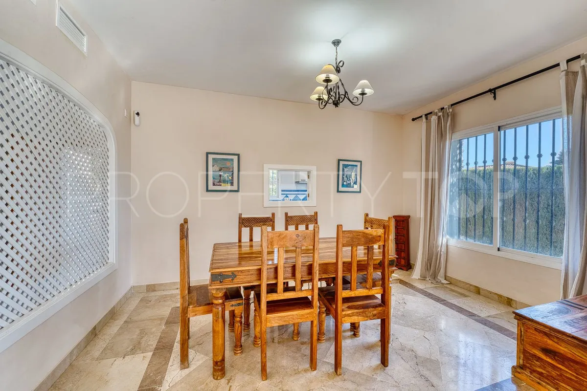 Alcaidesa, villa en venta de 4 dormitorios