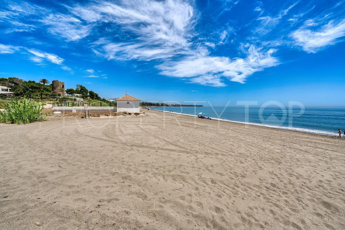 Ground floor apartment for sale in Estepona