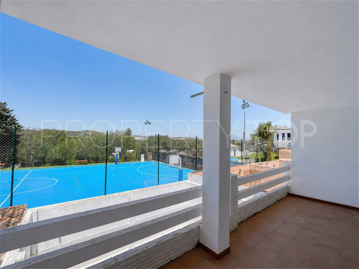 For sale town house in Casares