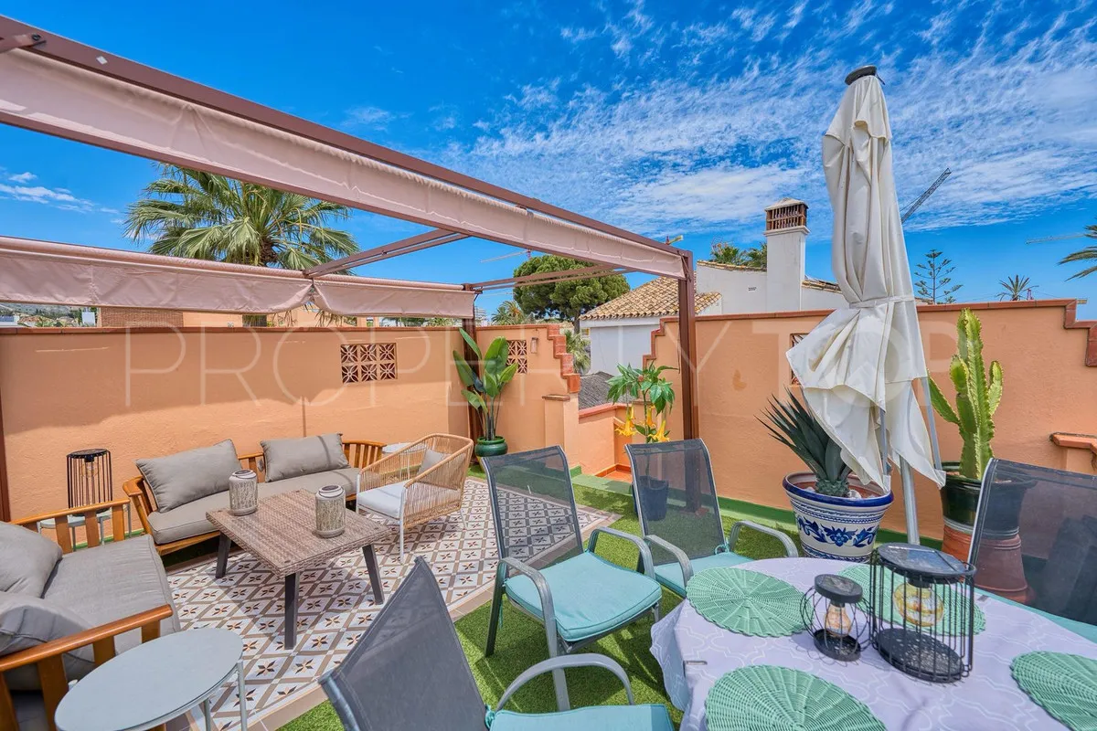 Villa for sale in El Rosario