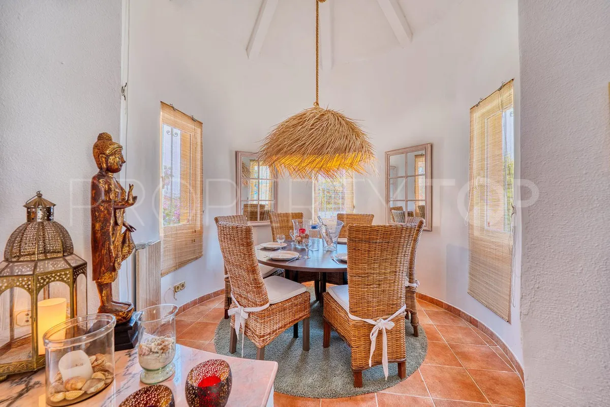 Villa for sale in El Rosario