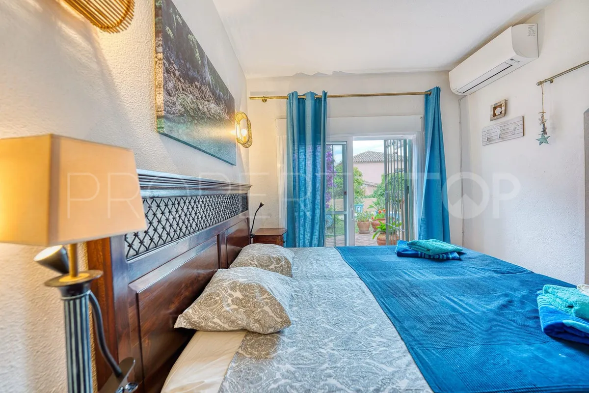 Villa for sale in El Rosario