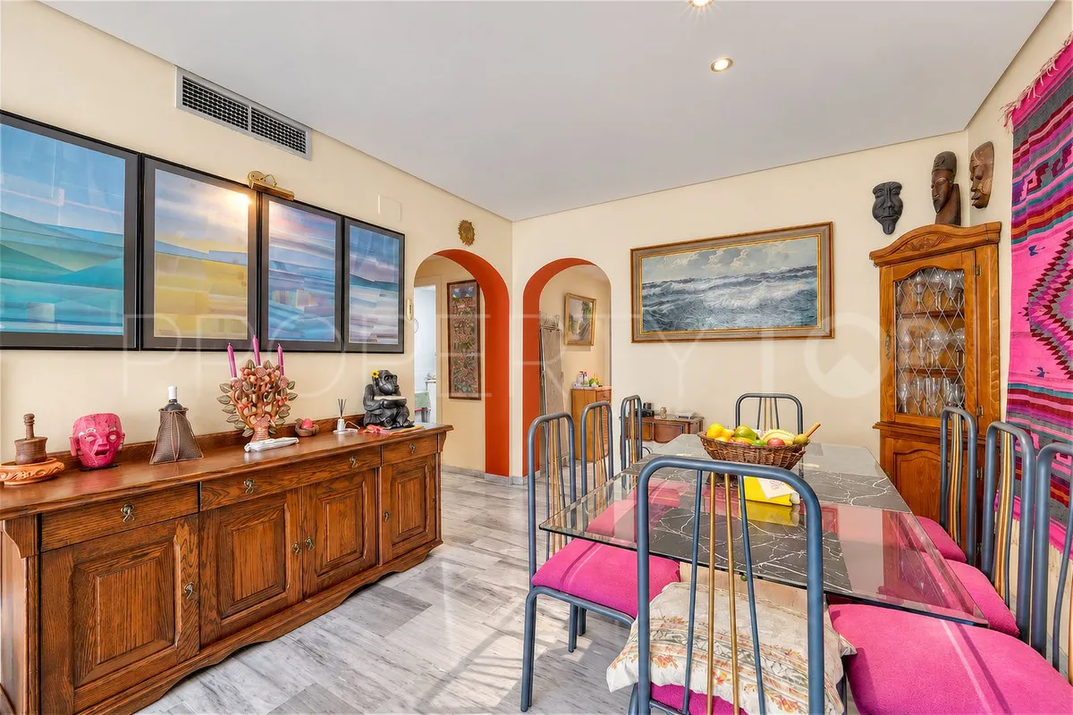 Elviria, apartamento de 3 dormitorios en venta