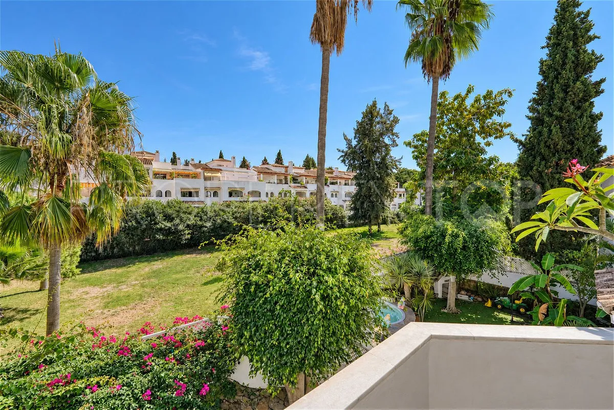 Elviria, apartamento de 3 dormitorios en venta