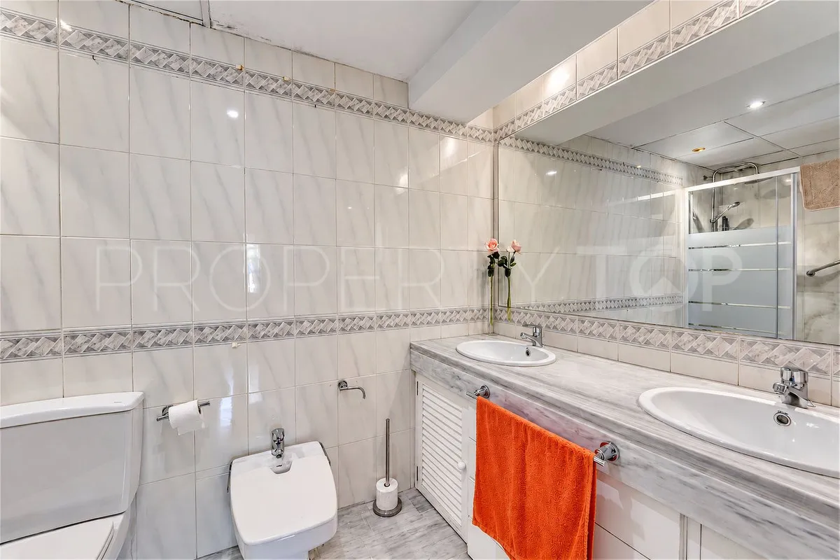 Elviria, apartamento de 3 dormitorios en venta