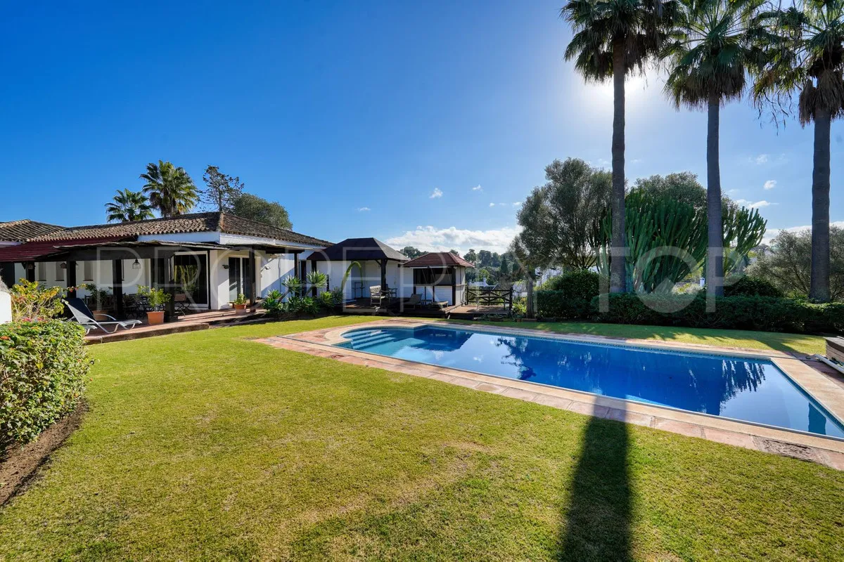 For sale villa with 5 bedrooms in Sotogrande