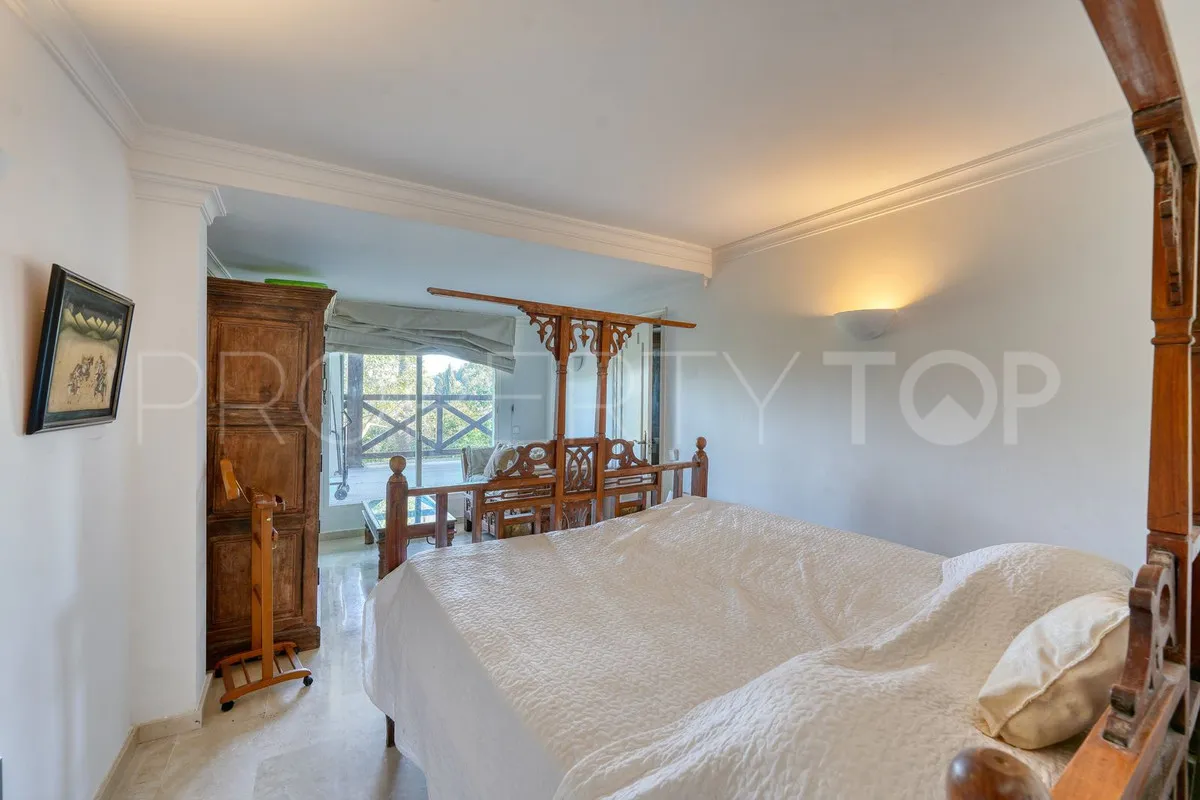For sale villa with 5 bedrooms in Sotogrande