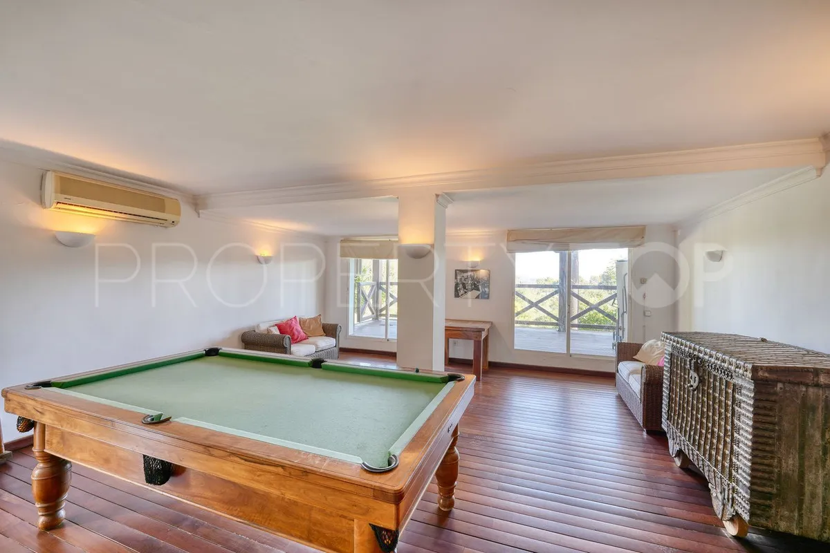 For sale villa with 5 bedrooms in Sotogrande