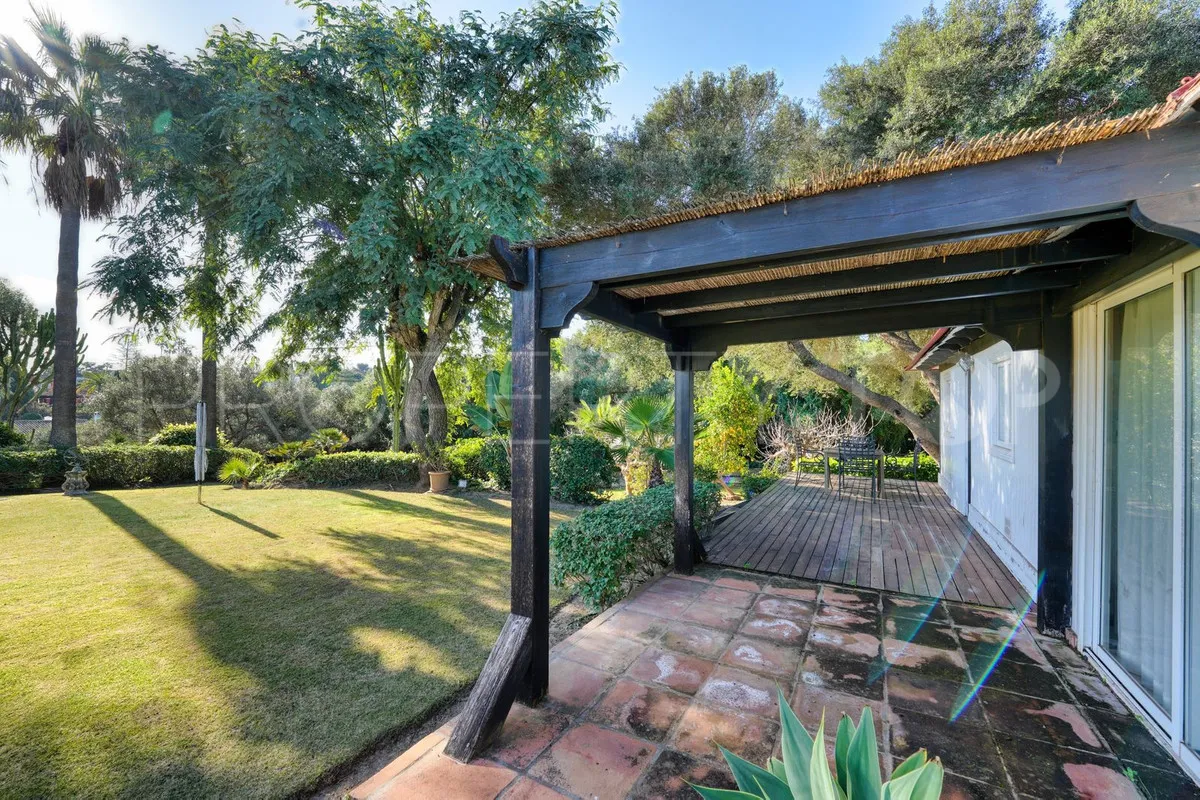 For sale villa with 5 bedrooms in Sotogrande