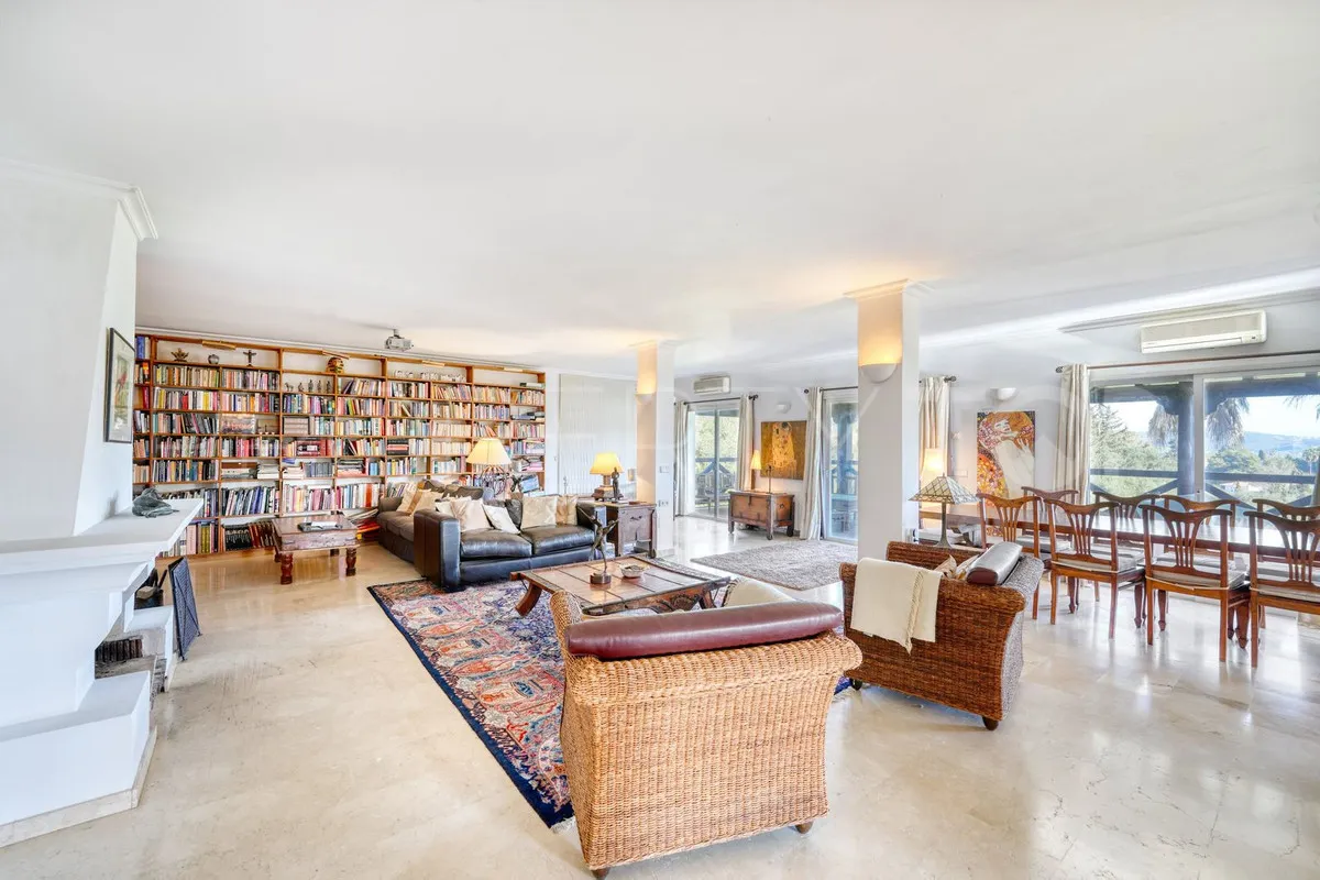 For sale villa with 5 bedrooms in Sotogrande