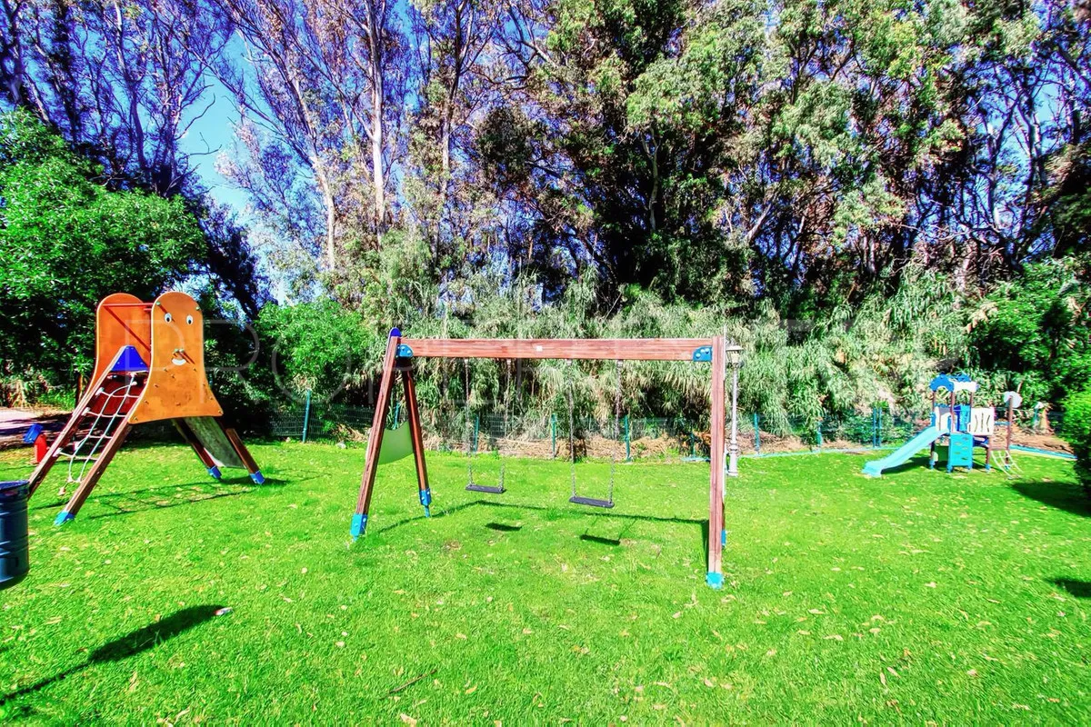 Comprar apartamento de 2 dormitorios en Elviria