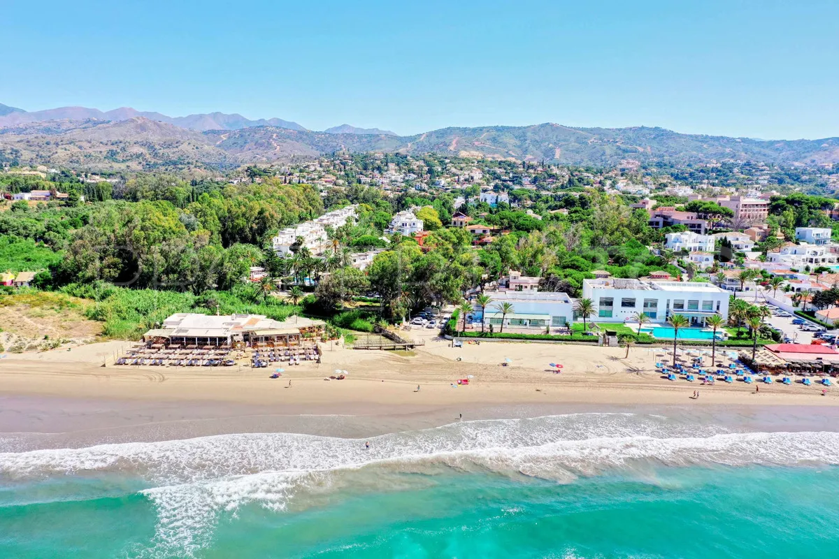 Comprar apartamento de 2 dormitorios en Elviria