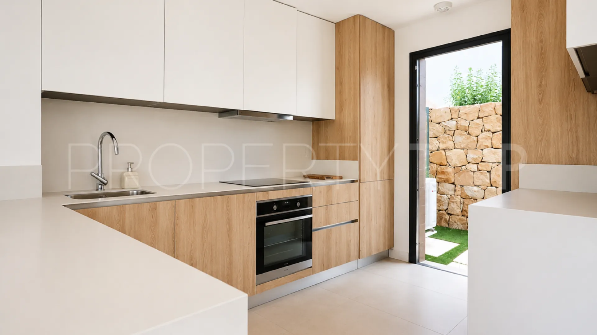 3 bedrooms Serene Atalaya town house for sale
