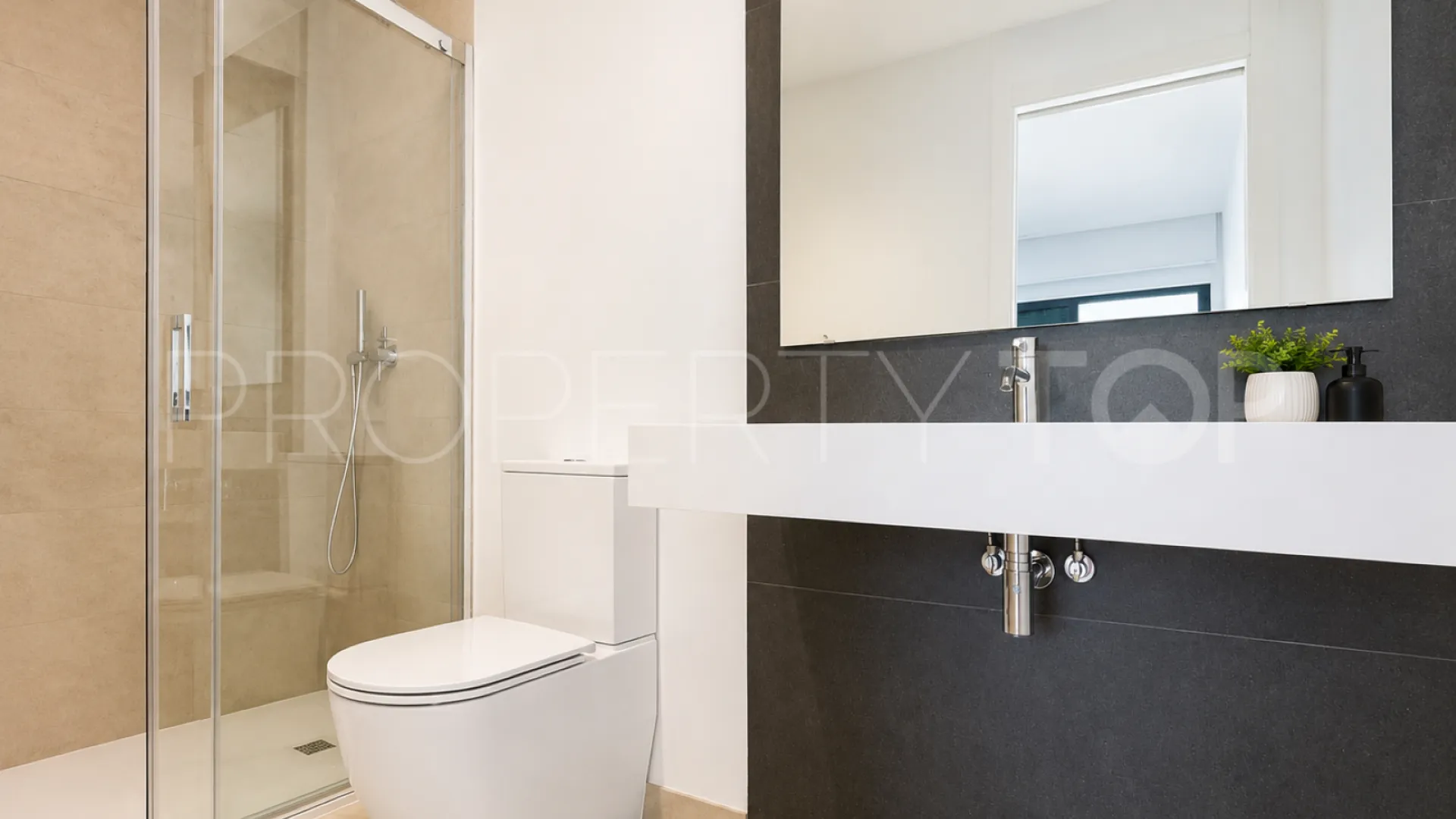 3 bedrooms Serene Atalaya town house for sale