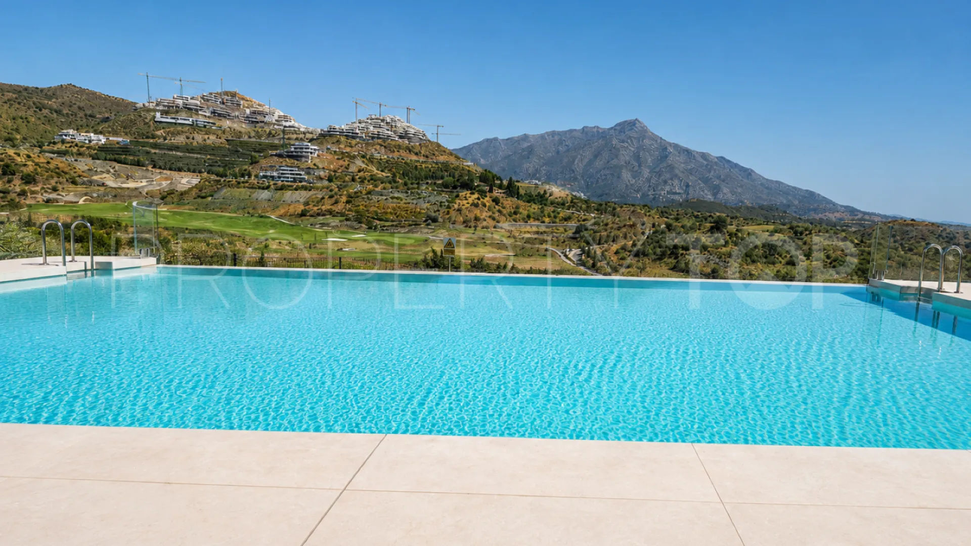 Ground floor apartment with 3 bedrooms for sale in Real de La Quinta