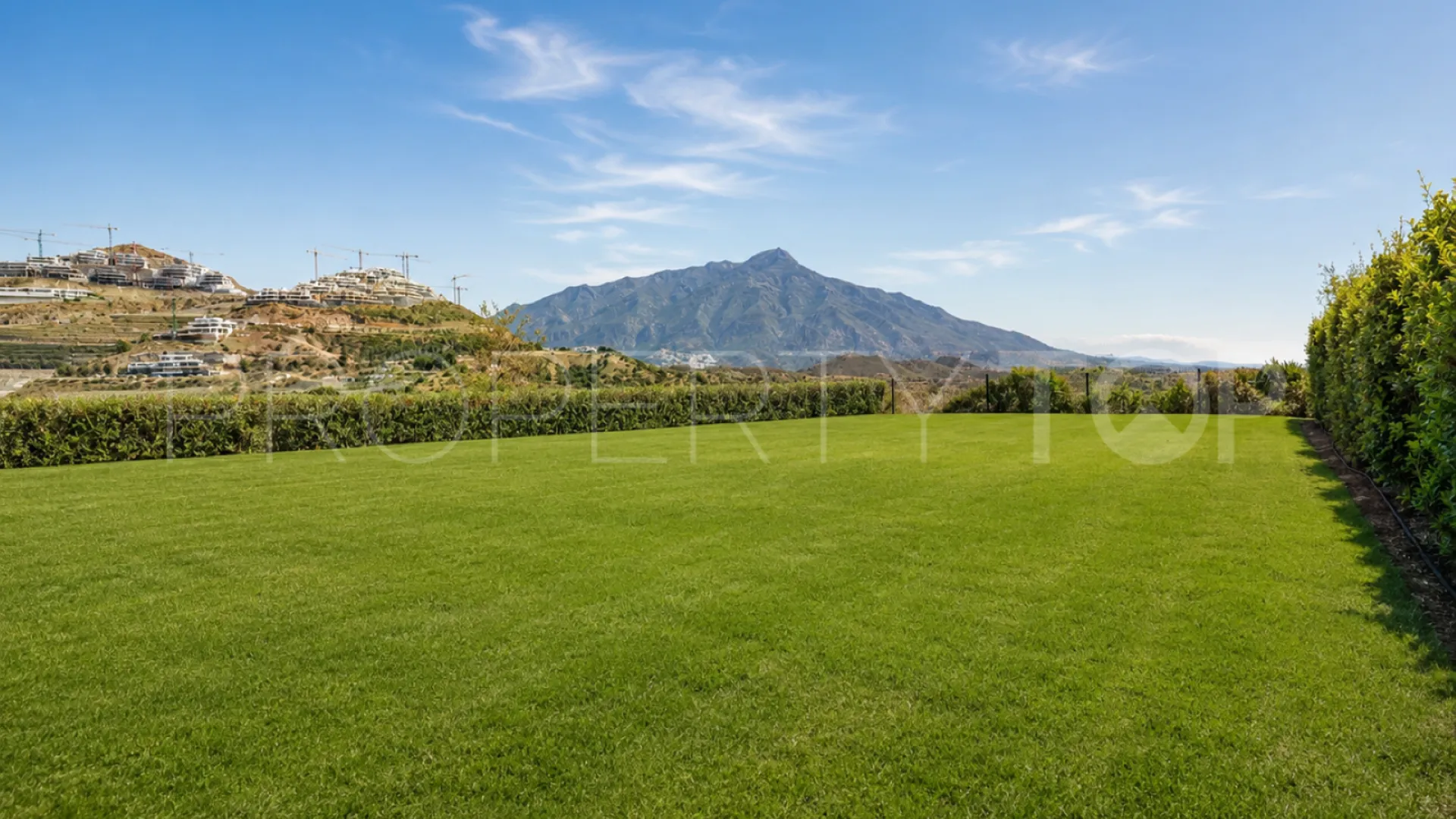 Ground floor apartment with 3 bedrooms for sale in Real de La Quinta