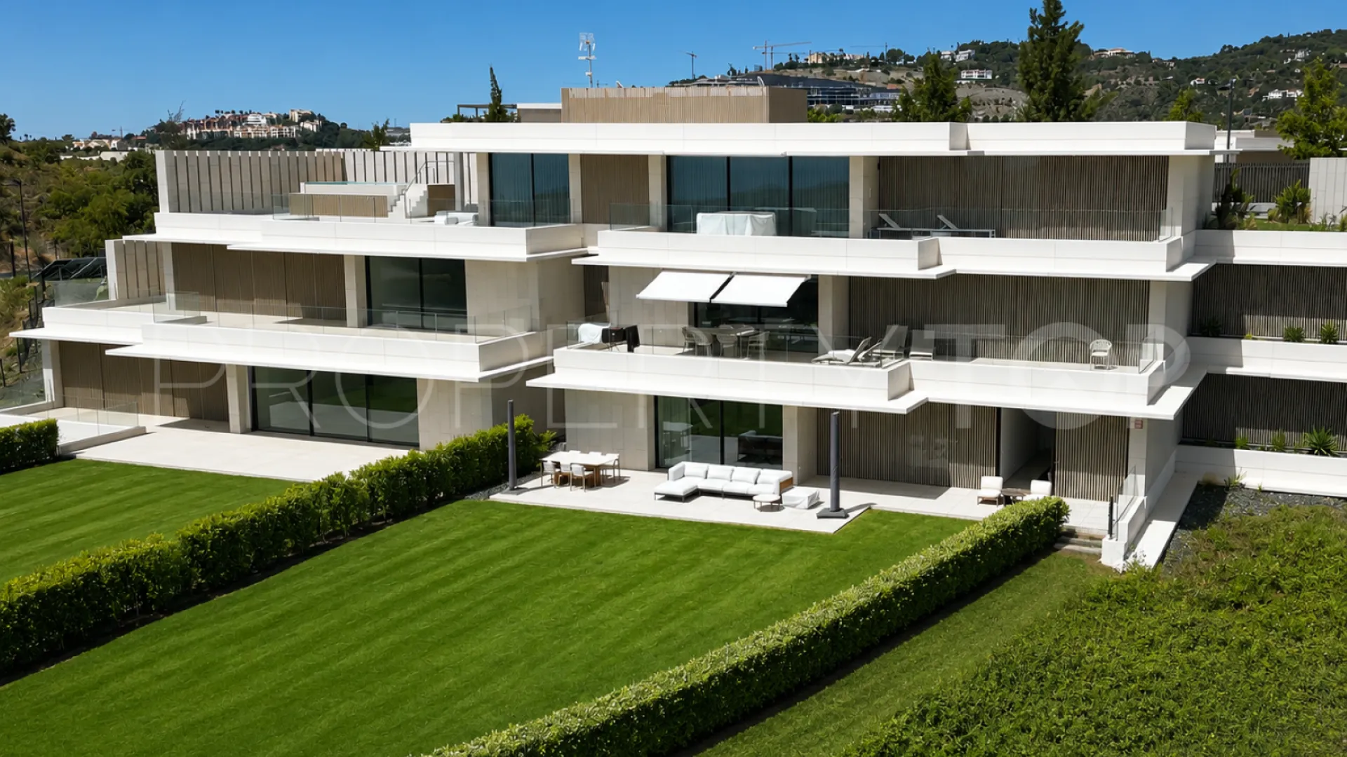Ground floor apartment with 3 bedrooms for sale in Real de La Quinta