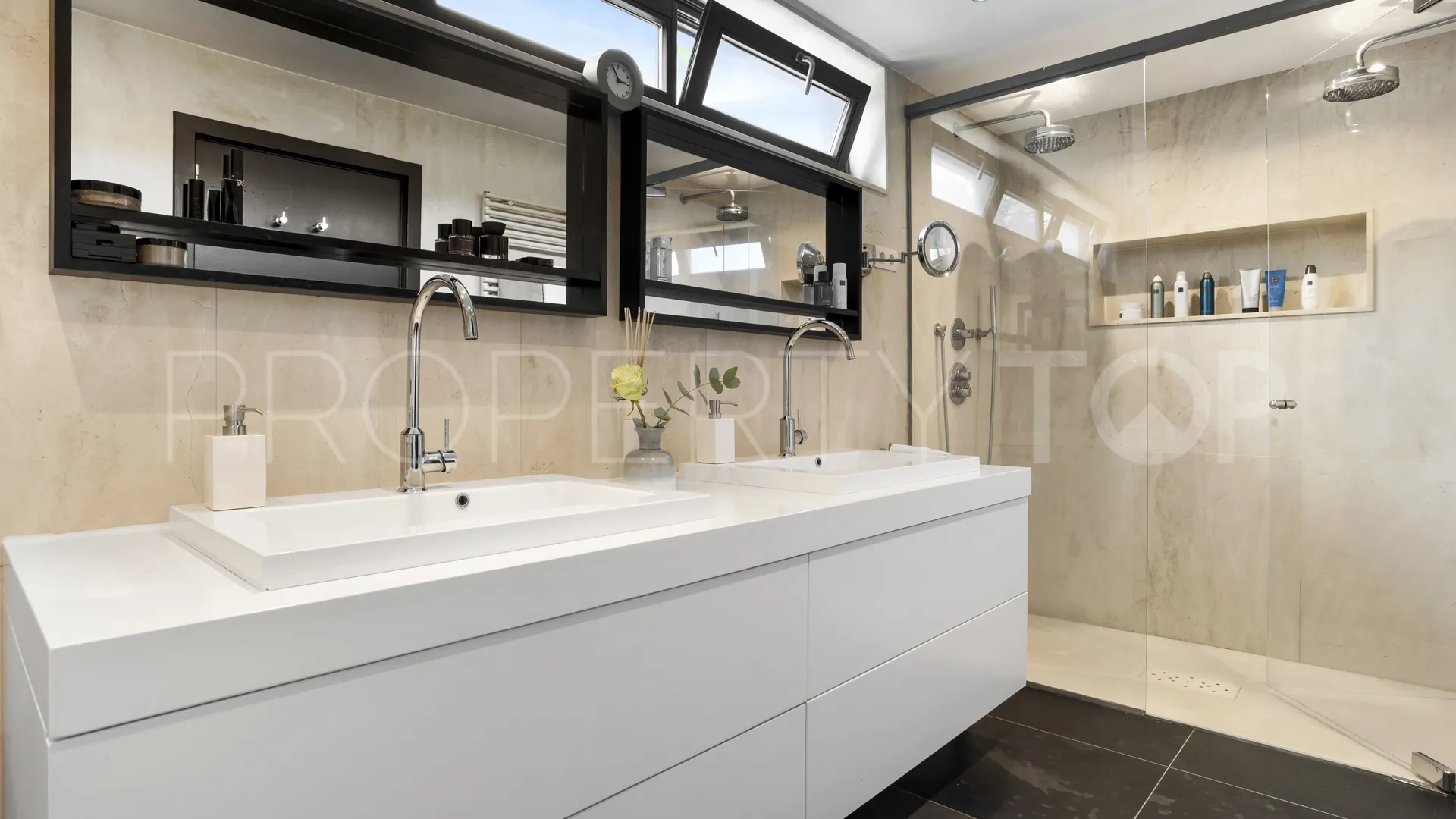 Casa en venta en Benahavis