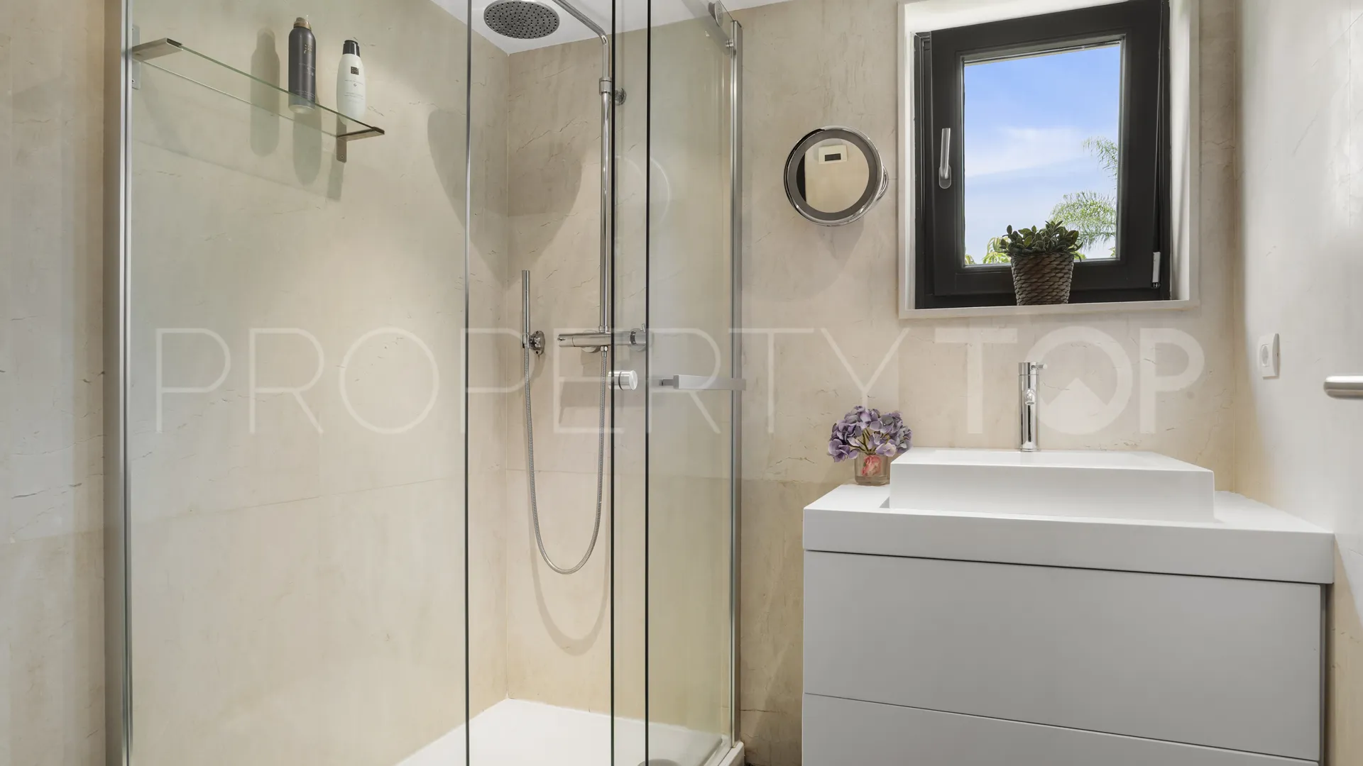 Casa en venta en Benahavis