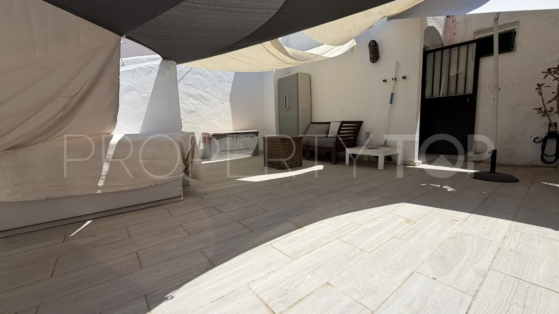 For sale Bel Air town house