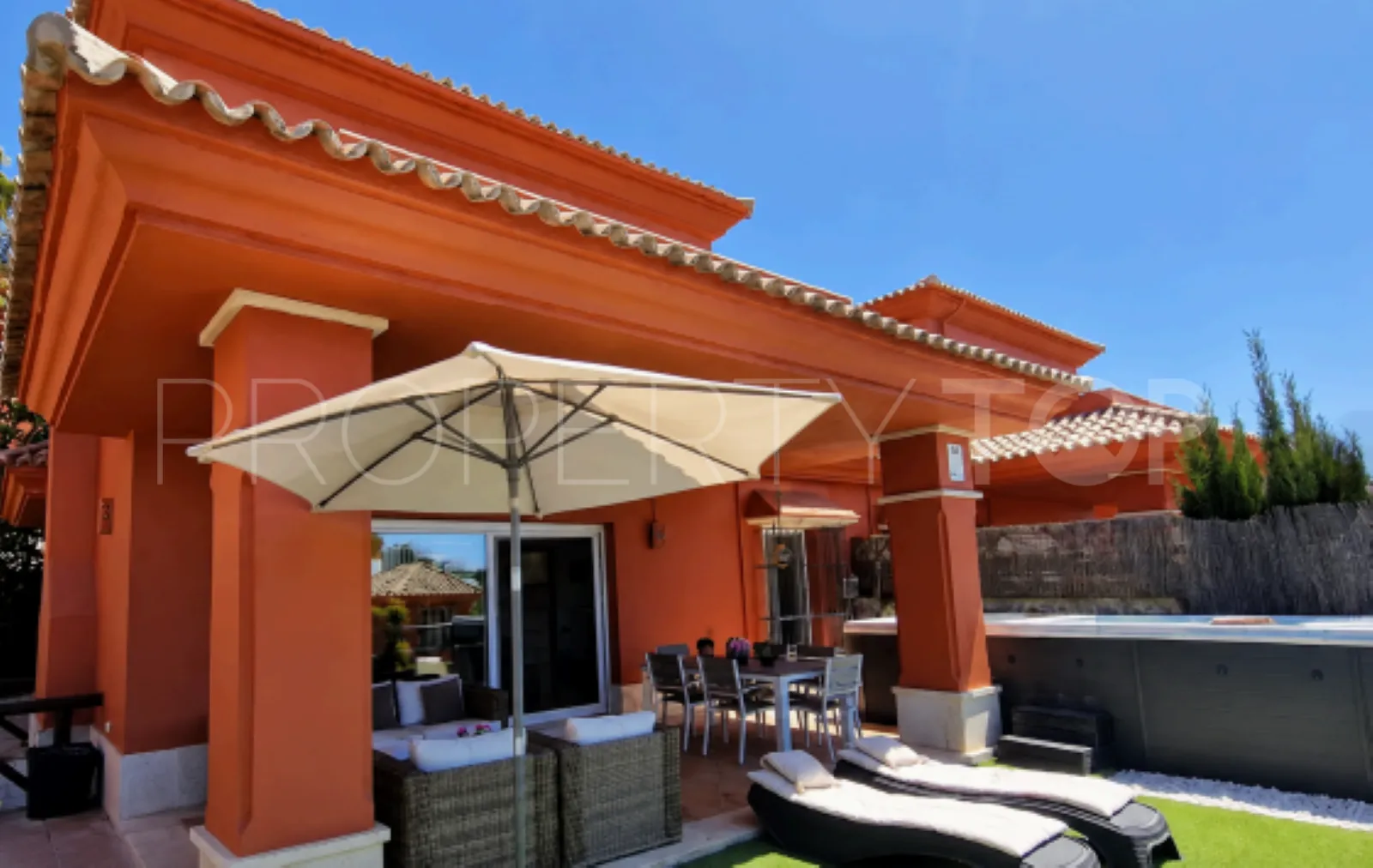 For sale semi detached house with 5 bedrooms in Santa Clara