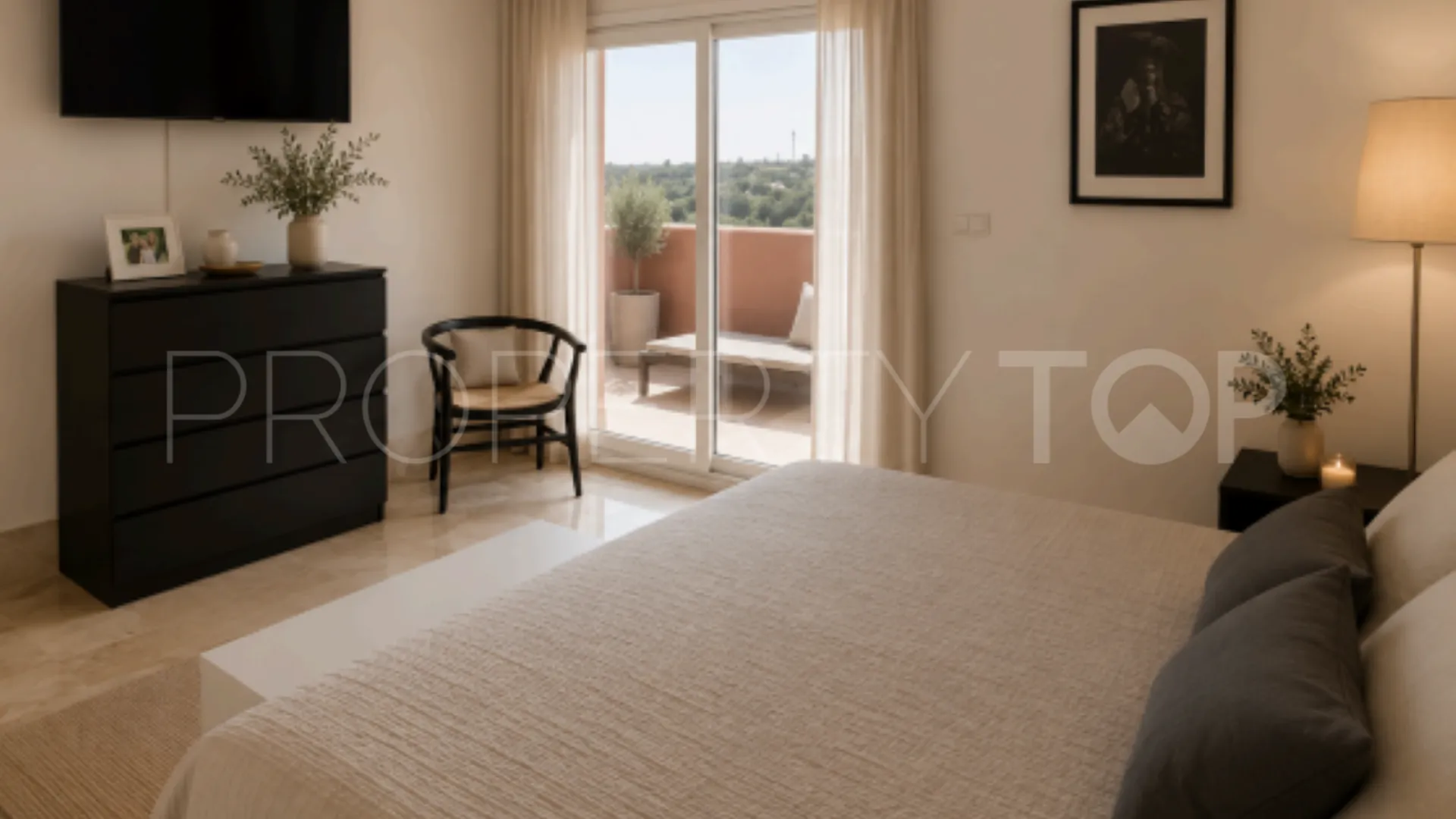 For sale semi detached house with 5 bedrooms in Santa Clara