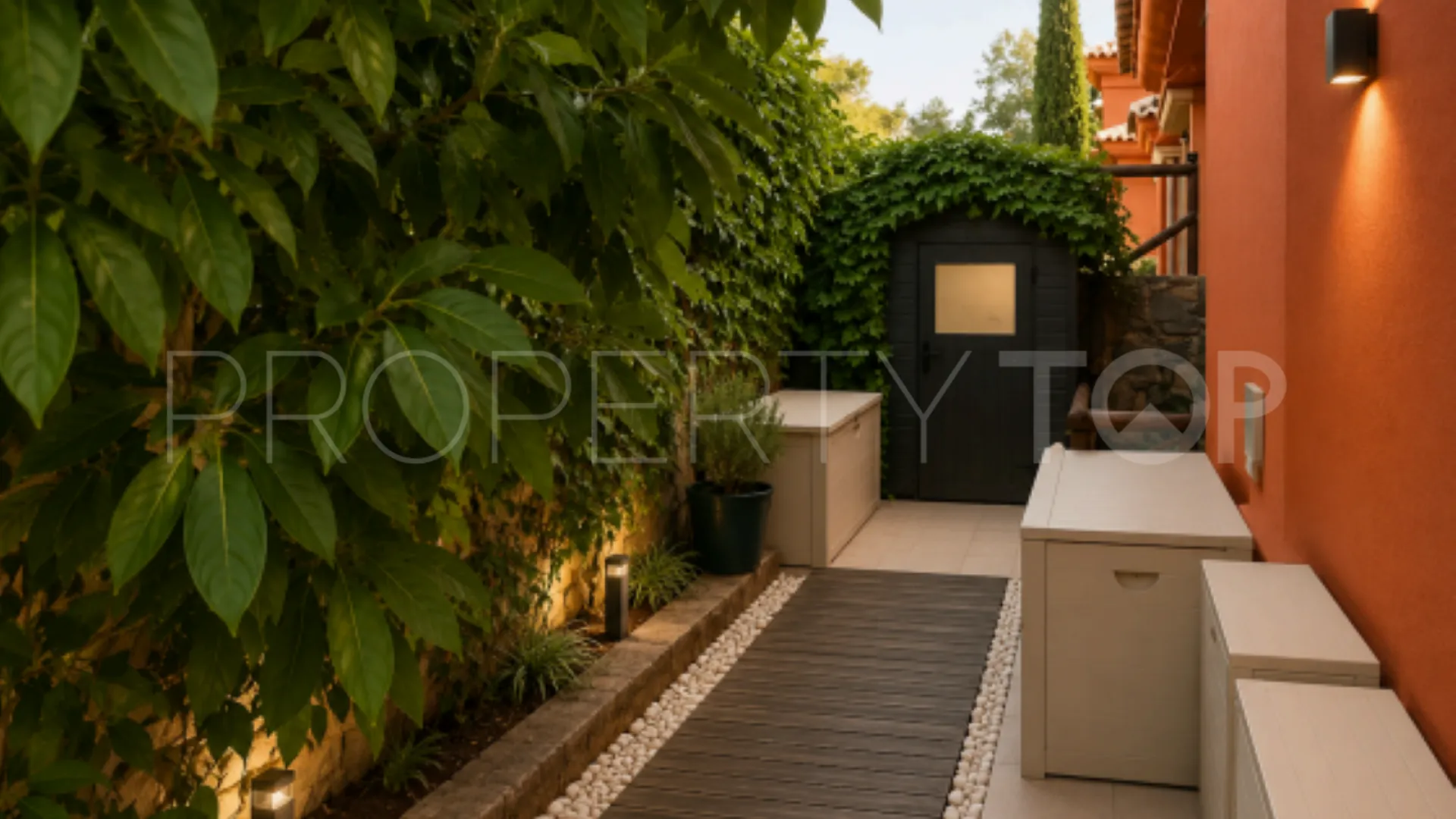 For sale semi detached house with 5 bedrooms in Santa Clara